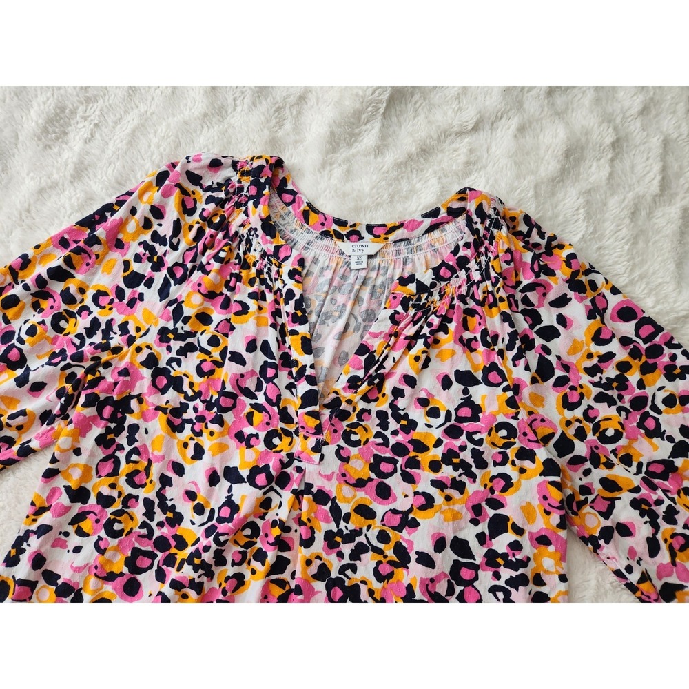 Crown & Ivy Women's XS Pink Orange Leopard Print V-Neck Blouse 3/4 Puff Sleeve